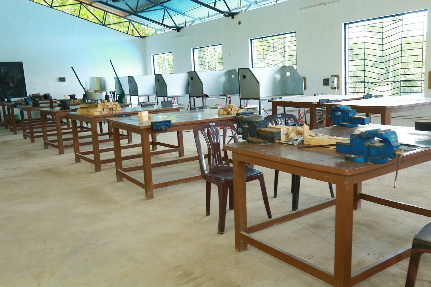 ENGINEERING PRACTICES LABORATORY